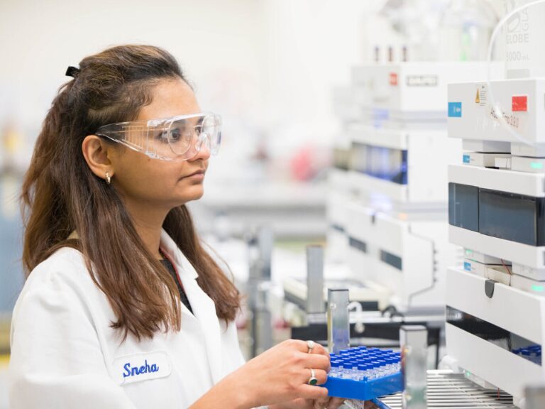 AI in Drug Development: The Confidentiality Challenge Facing CDMOs